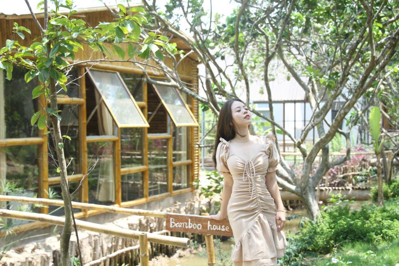 Hide Away Bungalows In Ben Tre City Екстер'єр фото