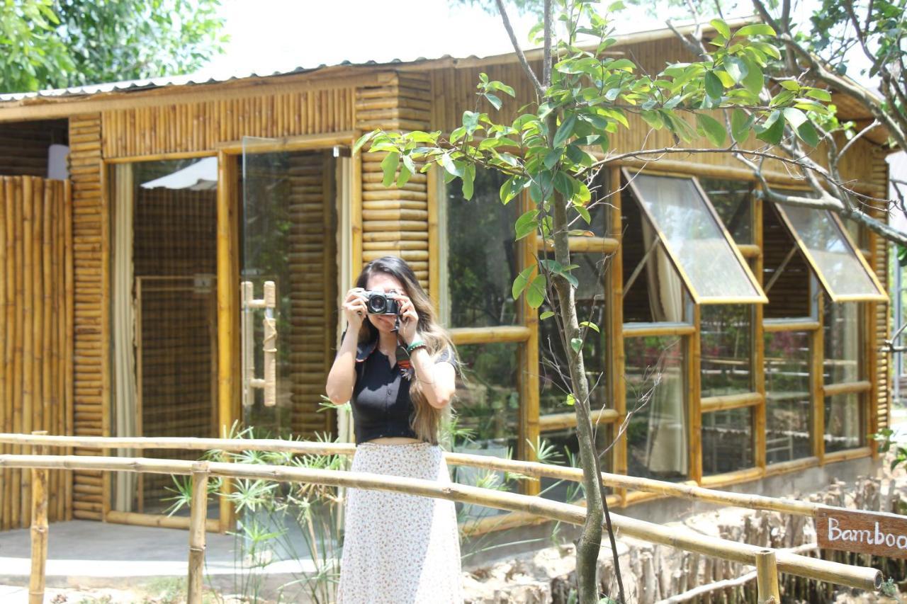 Hide Away Bungalows In Ben Tre City Екстер'єр фото