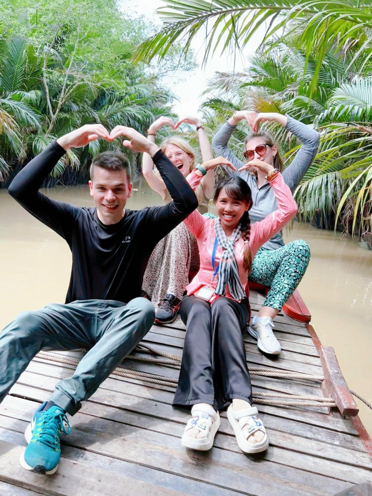 Hide Away Bungalows In Ben Tre City Екстер'єр фото