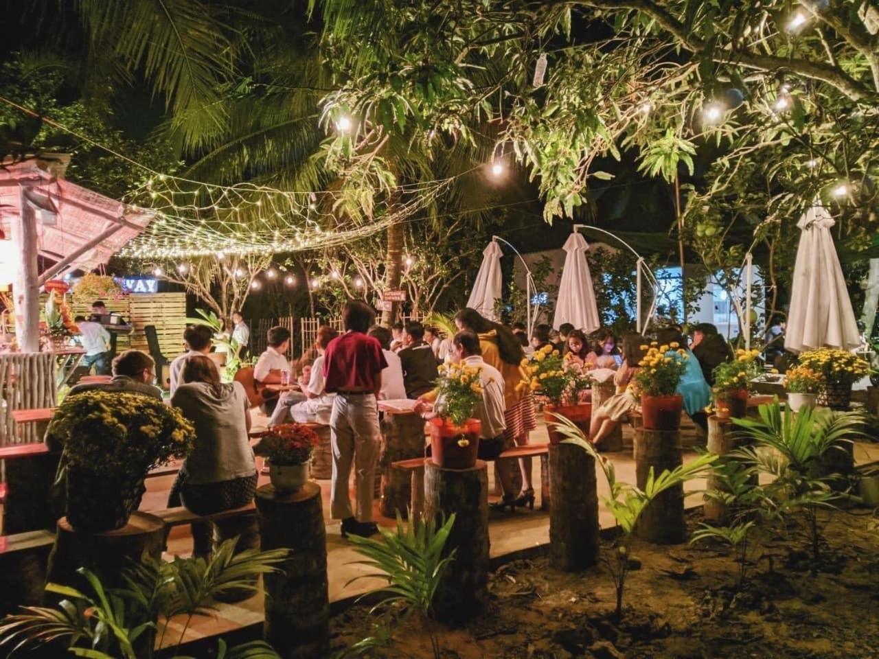 Hide Away Bungalows In Ben Tre City Екстер'єр фото